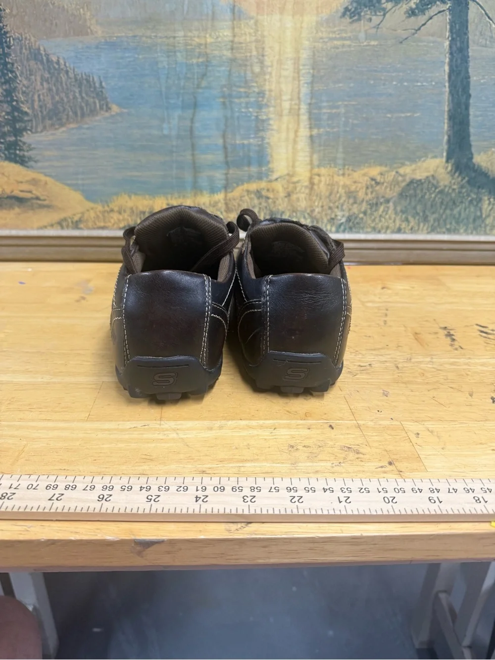 Sketchers oxford leather sneakers, men’s size 9.5 relaxed step insole